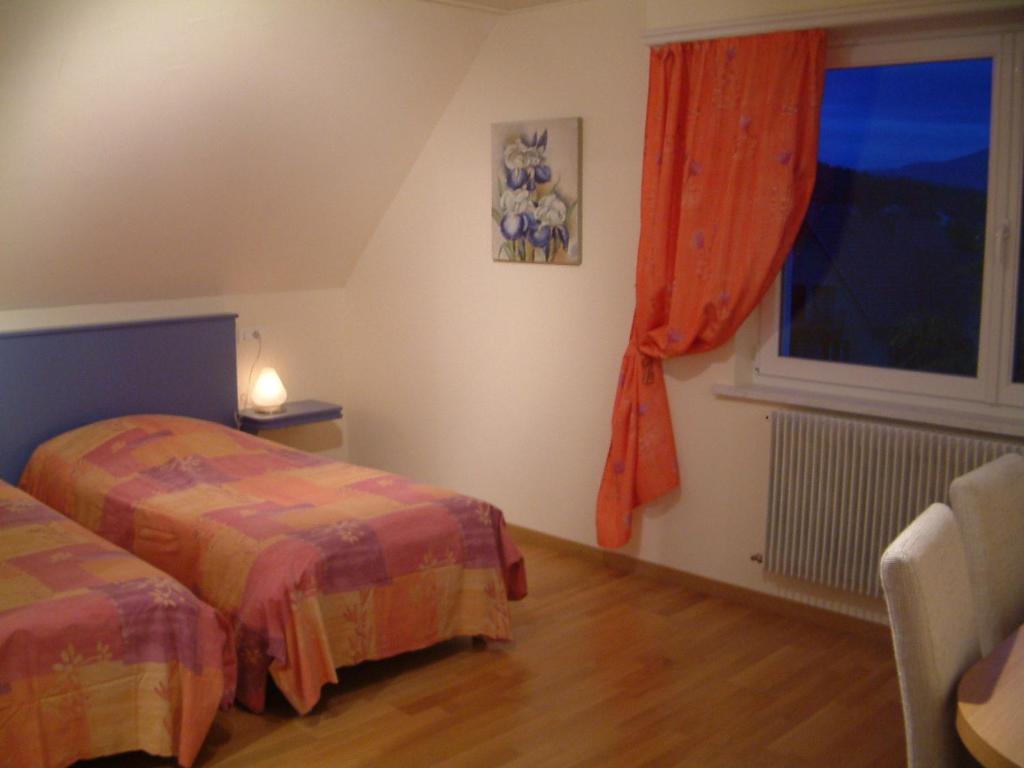 La Maison Bleue Bed and Breakfast Dieffenbach-au-Val Rum bild